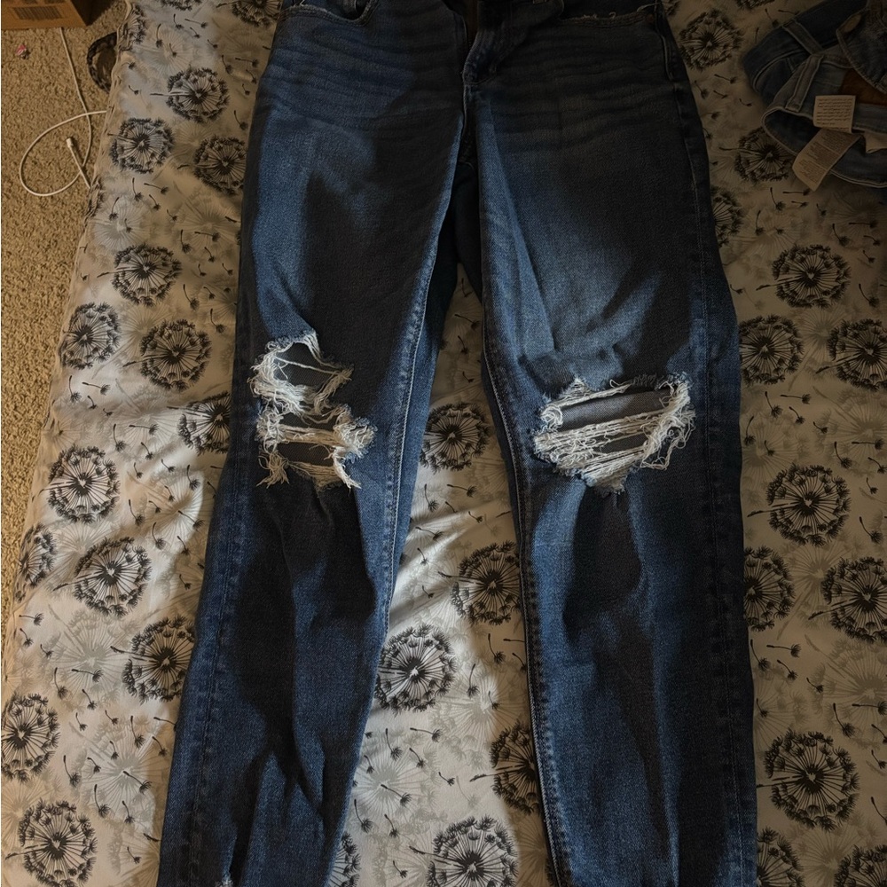 American Eagle Outfitters Dark Blue Distressed mom Jeans
